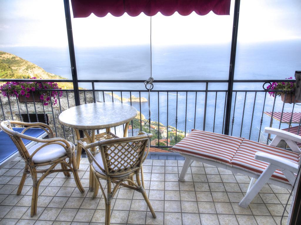 Villa Donna Fausta Аджерола Стая снимка