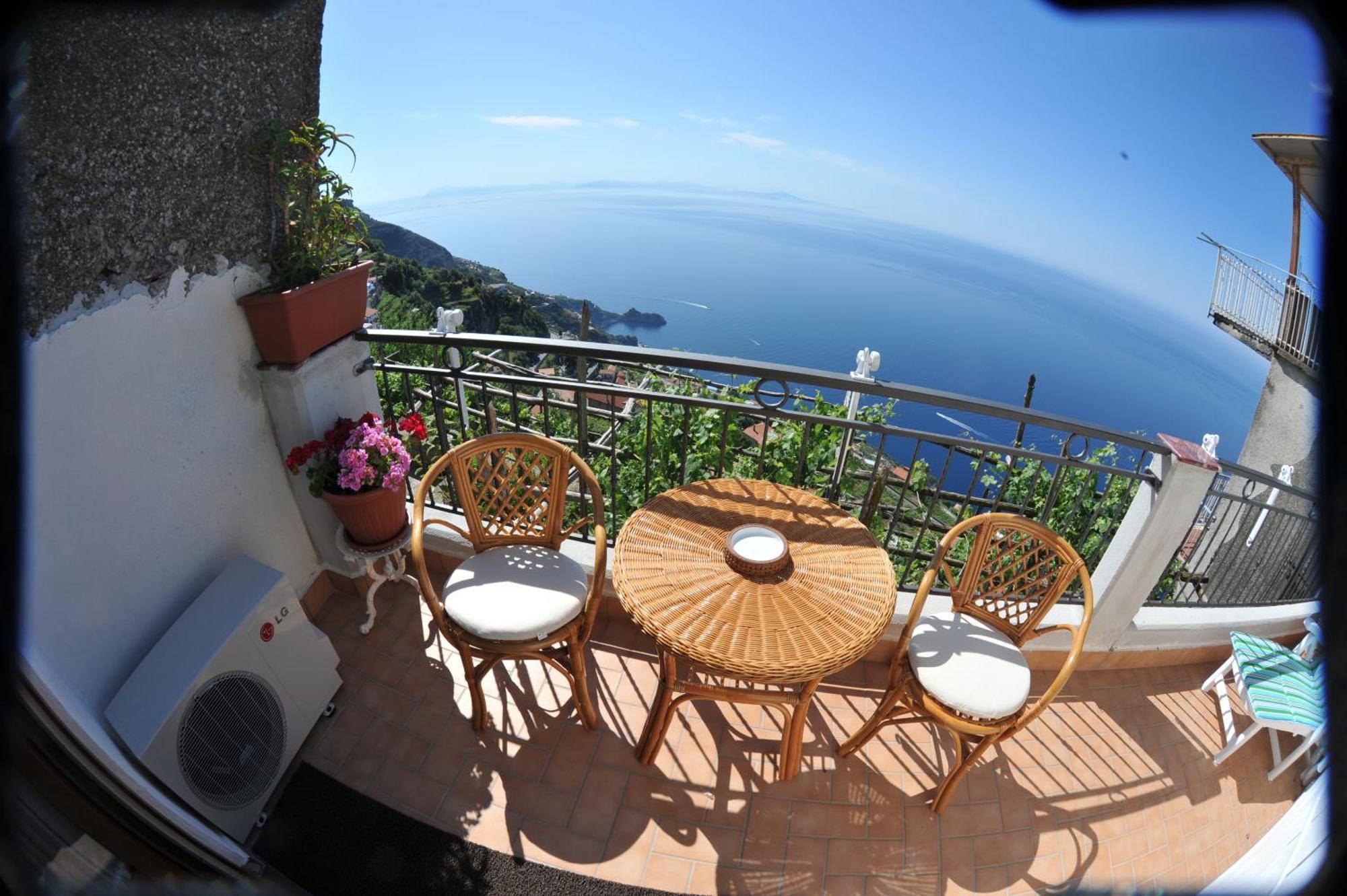 Villa Donna Fausta Аджерола Екстериор снимка