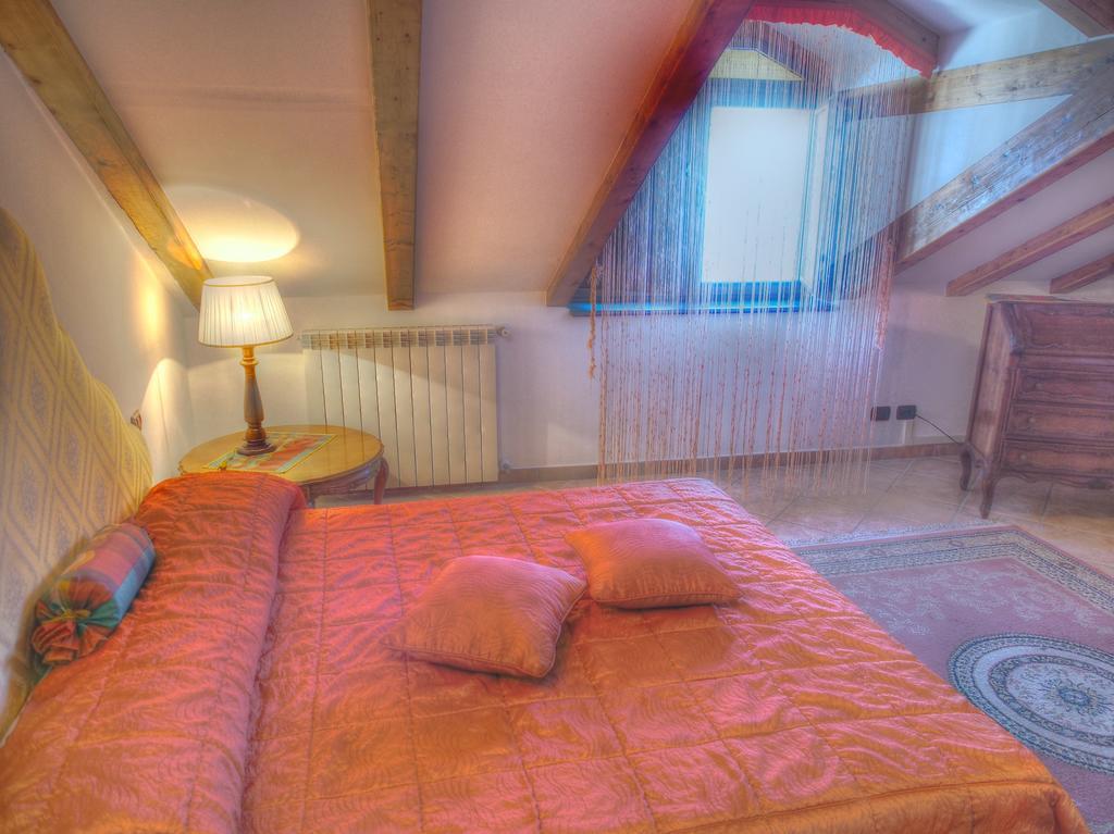 Villa Donna Fausta Аджерола Стая снимка